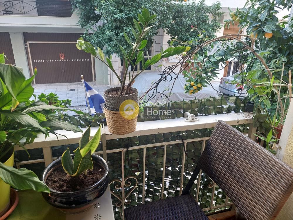 Apartment in Freattida, Piraeus — Photo 1 of 19
