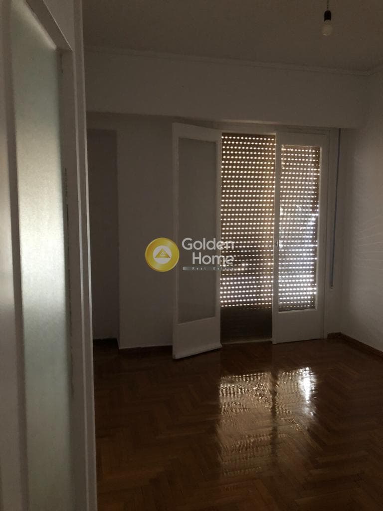 Apartment in Osios Loukas, Patisia — Photo 3 of 12