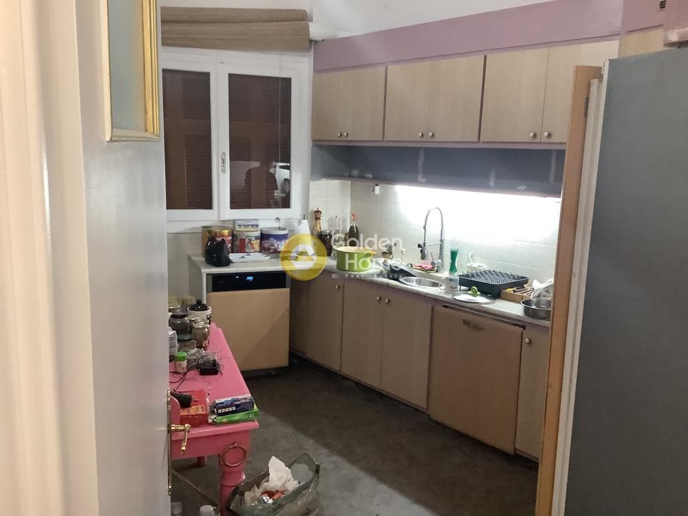 Apartment in Eleftherias square, Koridallos — Photo 1 of 8