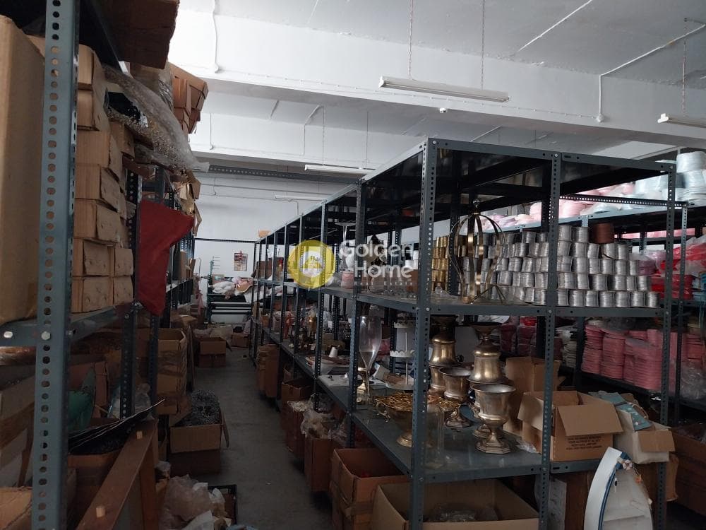 Retail Store in Politeknon, Ilion — Photo 16 of 27