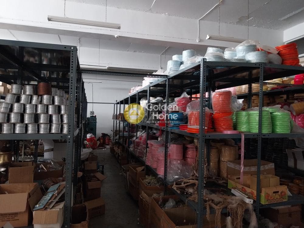 Retail Store in Politeknon, Ilion — Photo 14 of 27