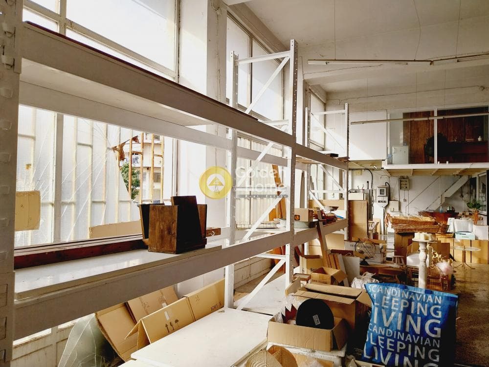 Retail Store in Politeknon, Ilion — Photo 9 of 27