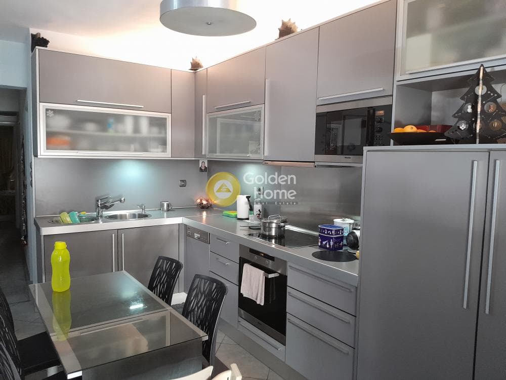 Apartment in Amfiali, Keratsini — Photo 4 of 17