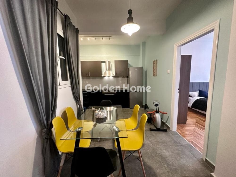 Apartment in Megala Sxoinia B, Exarchia - Neapoli — Photo 1 of 26