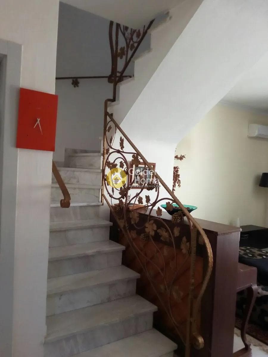 House in Center, Panorama — Photo 17 of 19