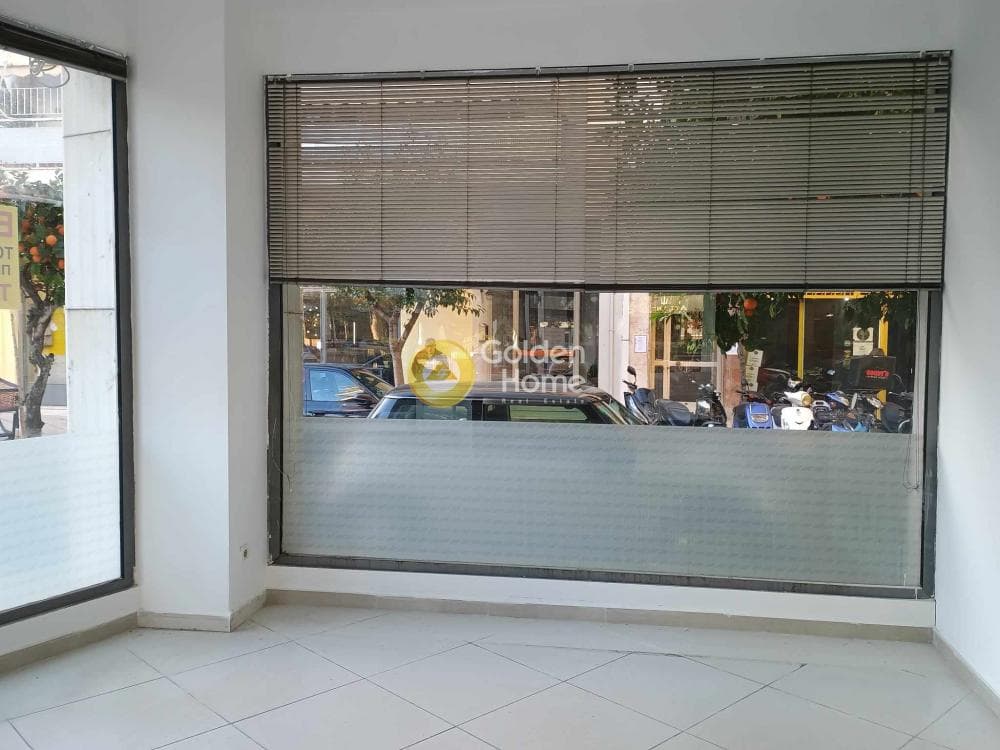 Retail Store in Neo Faliro, Piraeus — Photo 10 of 12