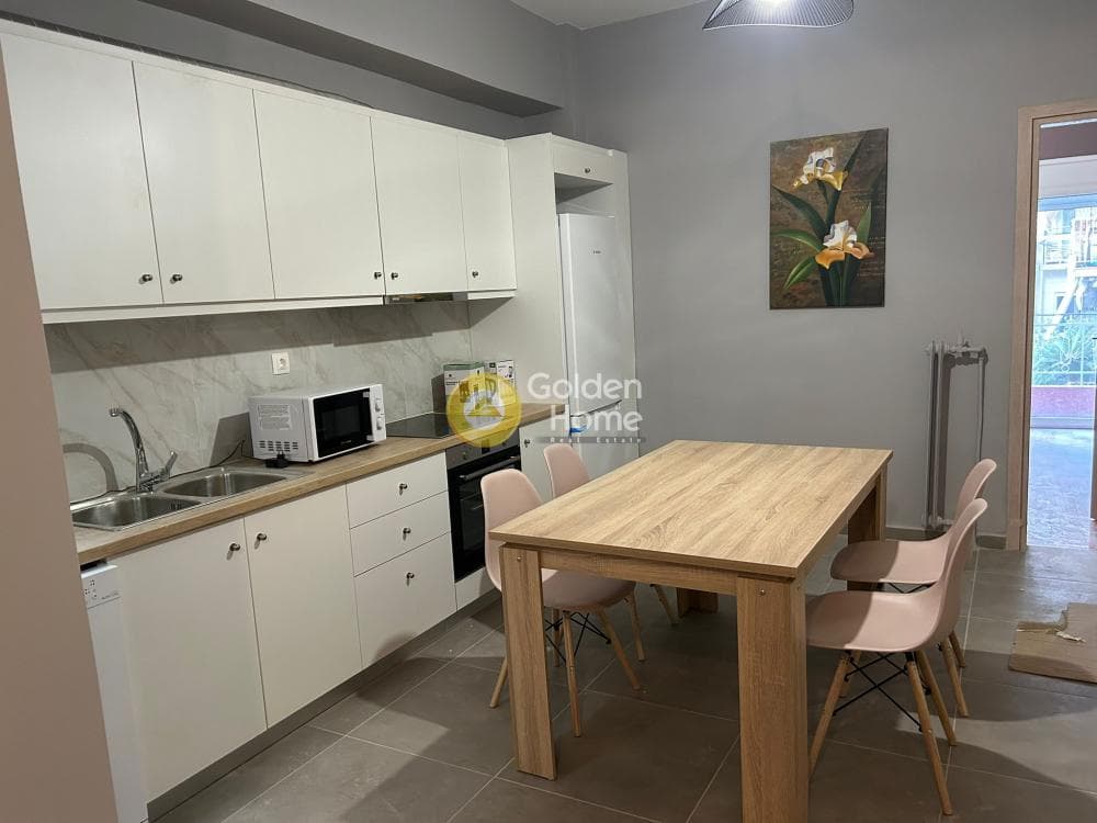 Apartment in Osios Loukas, Patisia — Photo 1 of 24