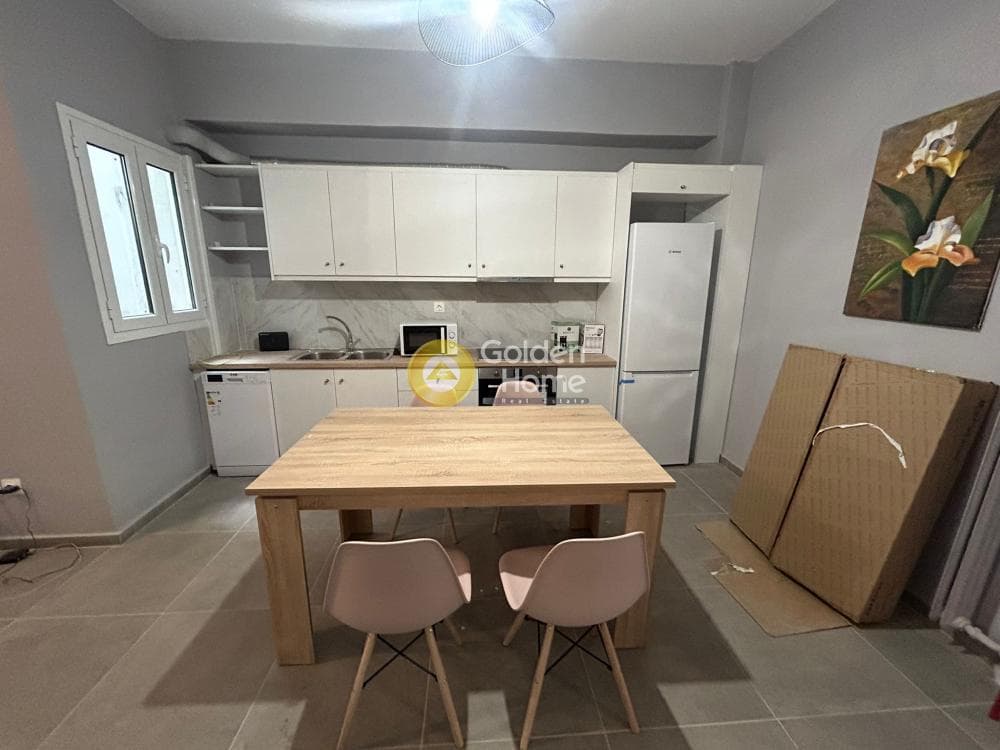 Apartment in Osios Loukas, Patisia — Photo 2 of 24