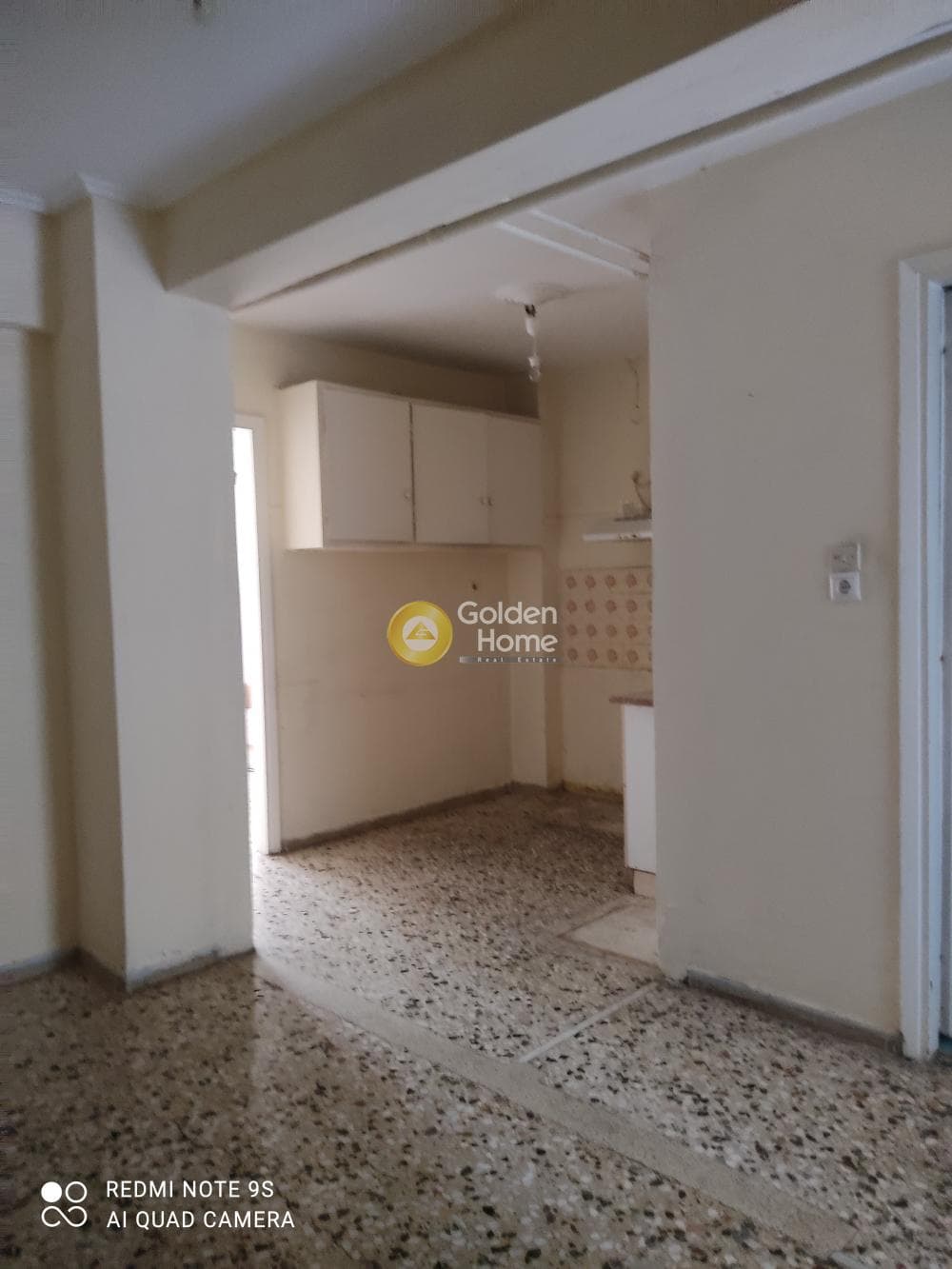 Apartment in Center, Petroupoli — Photo 5 of 12
