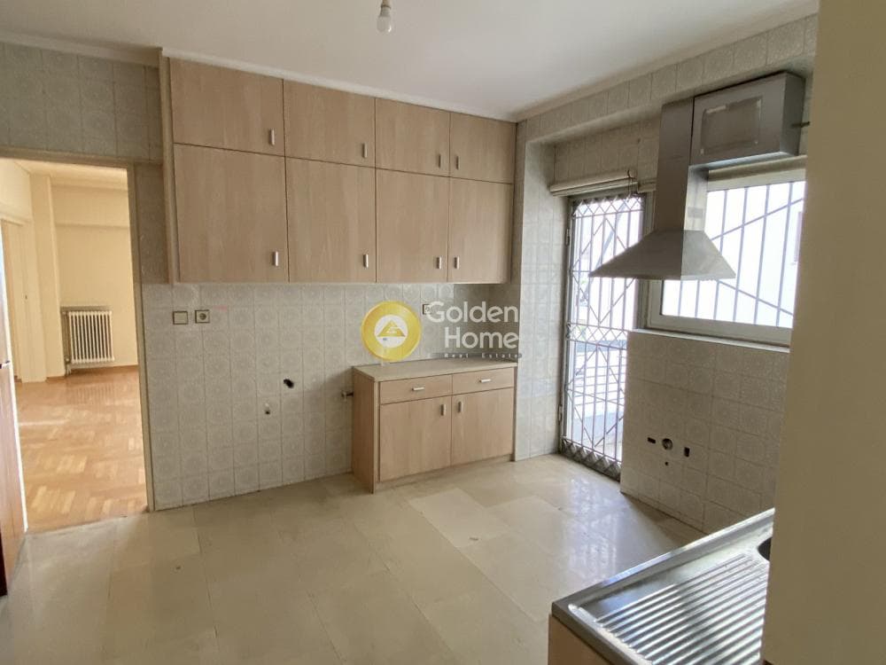 Apartment in Floisvos, Palaio Faliro — Photo 5 of 13