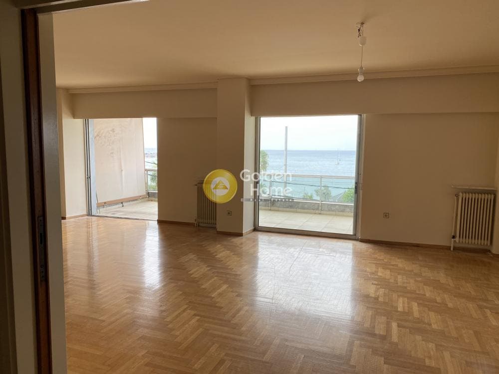 Apartment in Floisvos, Palaio Faliro — Photo 2 of 13
