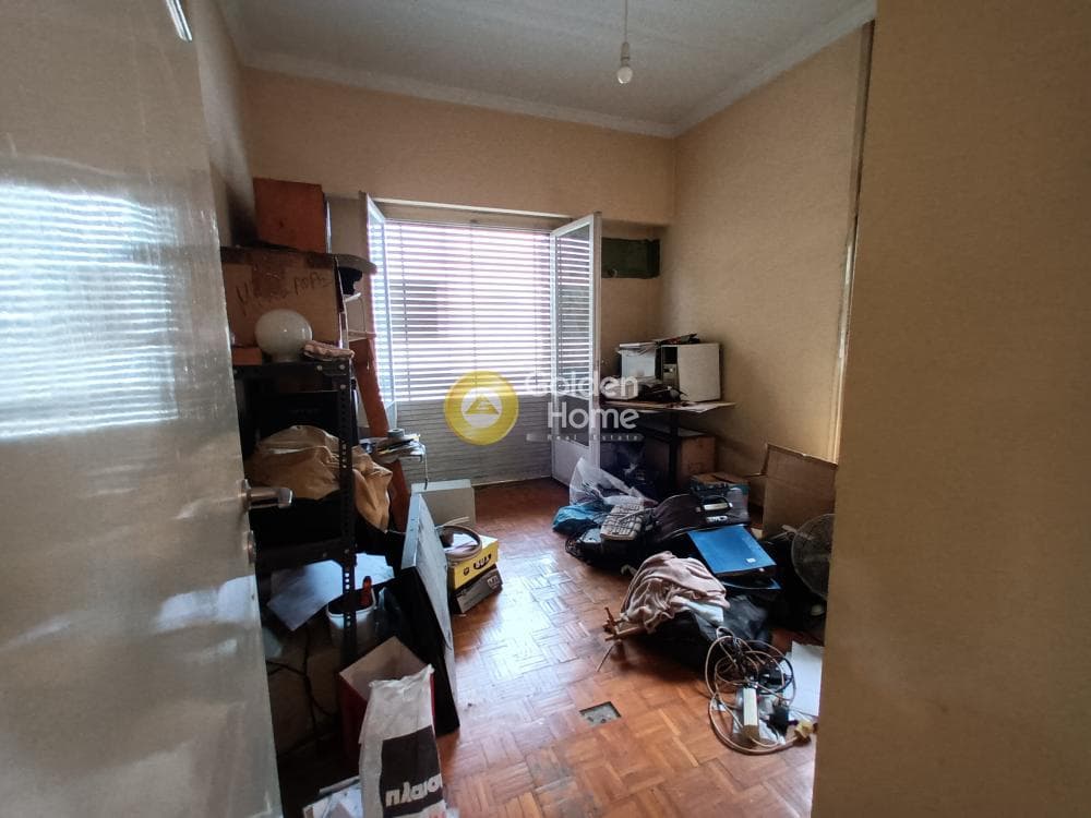 Apartment in Platia Koumoundourou, Kentro — Photo 4 of 16