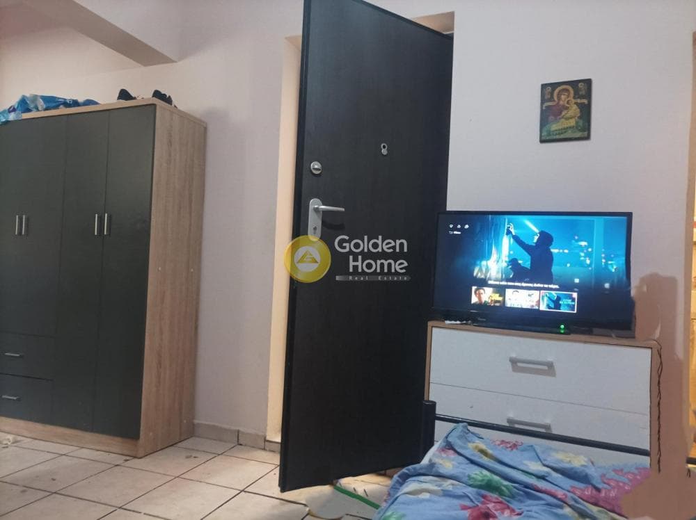 Apartment in Viamax, Peristeri — Photo 1 of 3