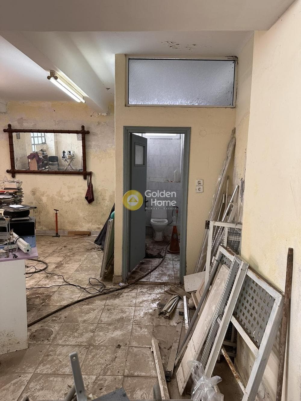 Κατάστημα στην Κέντρο, Ταύρος — Φωτογραφία 9 από 10