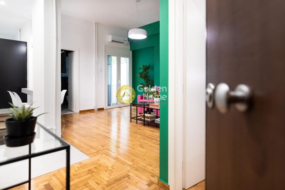 Apartment in Semeli, Attiki — Photo 1 of 12