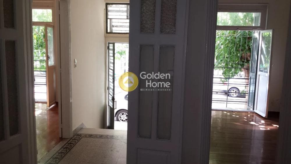 House in Leof. Liosion, Attiki — Photo 1 of 10
