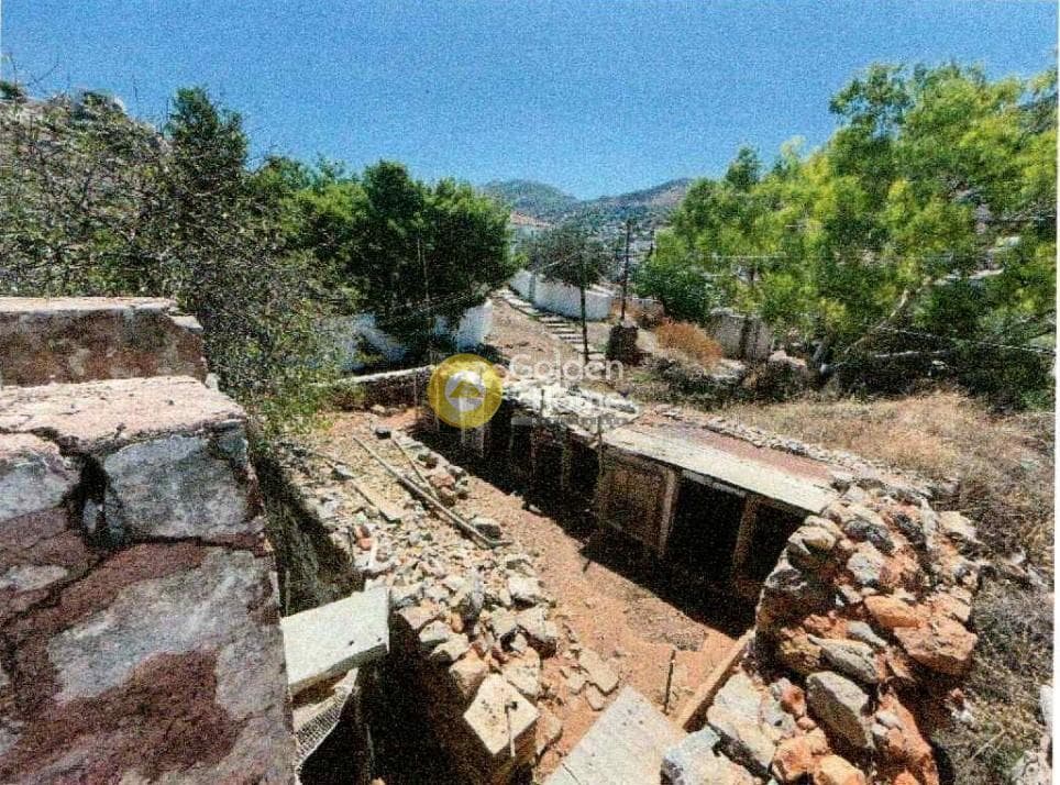 Building Plot in Moni Agias Efpraxias, Hydra — Photo 3 of 9