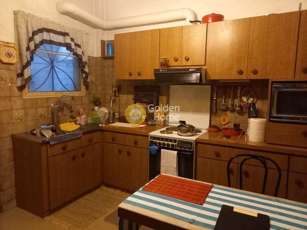 House in Maniatika, Piraeus — Photo 4 of 18