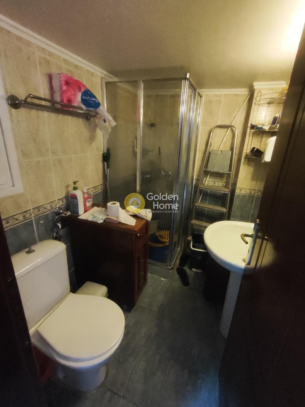 Apartment in Platia Koumoundourou, Kentro — Photo 2 of 5