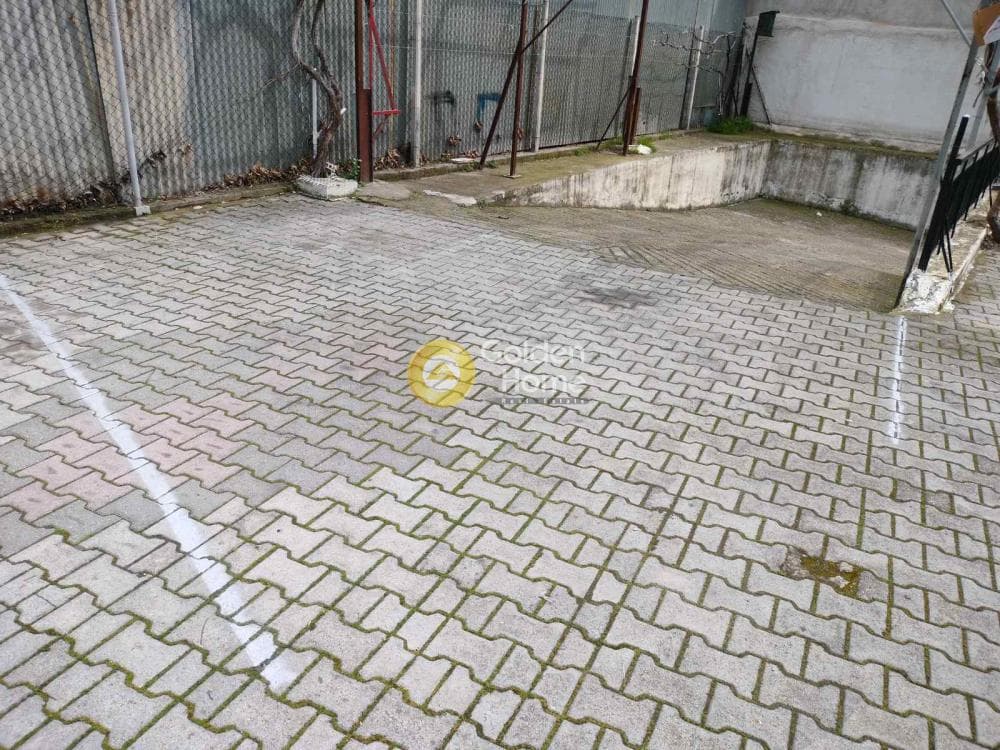 Κατάστημα στην Κέντρο, Ελευθέριο-Κορδελιό — Φωτογραφία 47 από 49