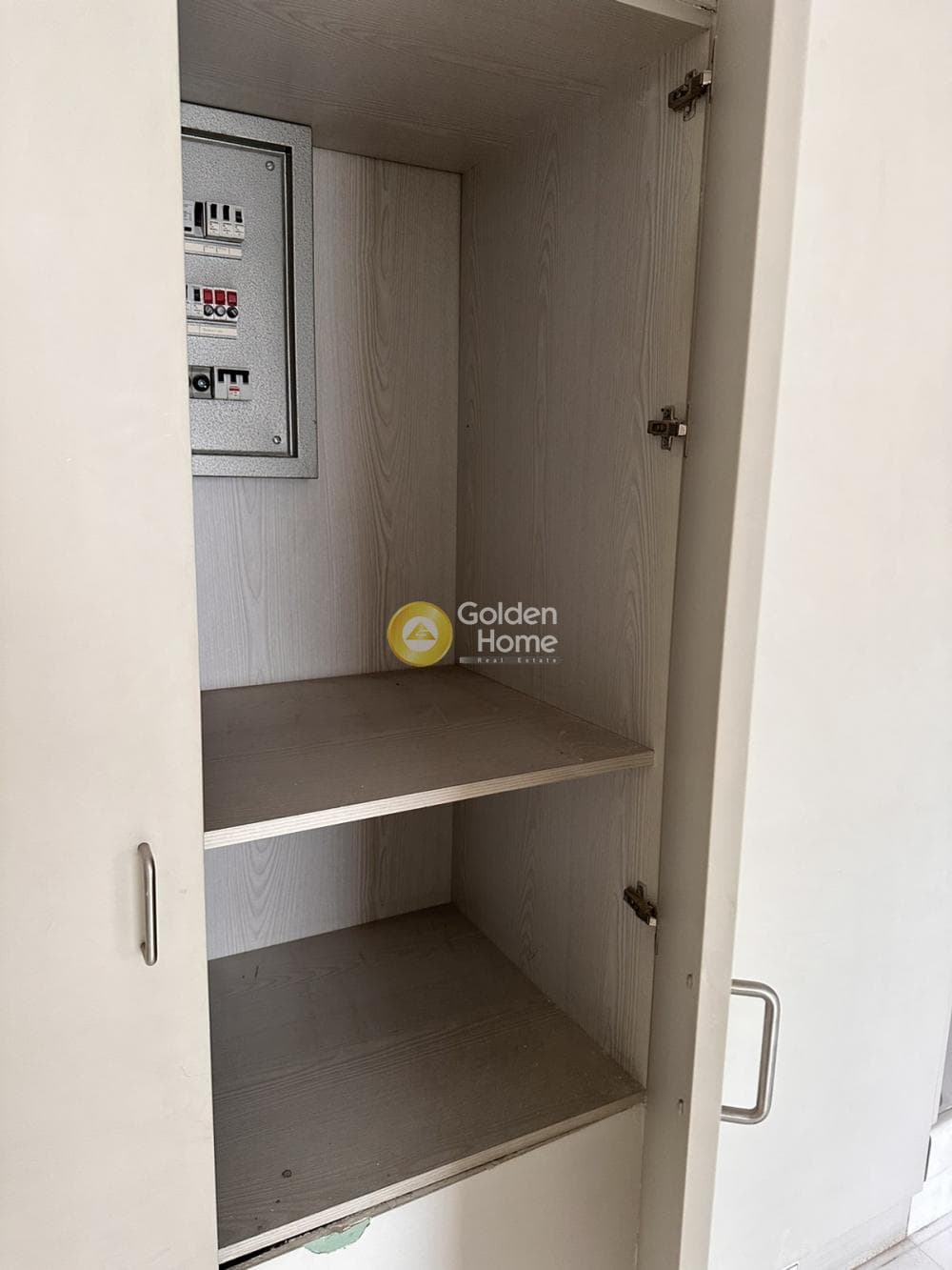Office in Agios Ioannis Chrisostomos, Nikaia — Photo 10 of 27