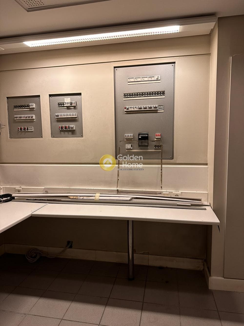 Office in Agios Ioannis Chrisostomos, Nikaia — Photo 15 of 27