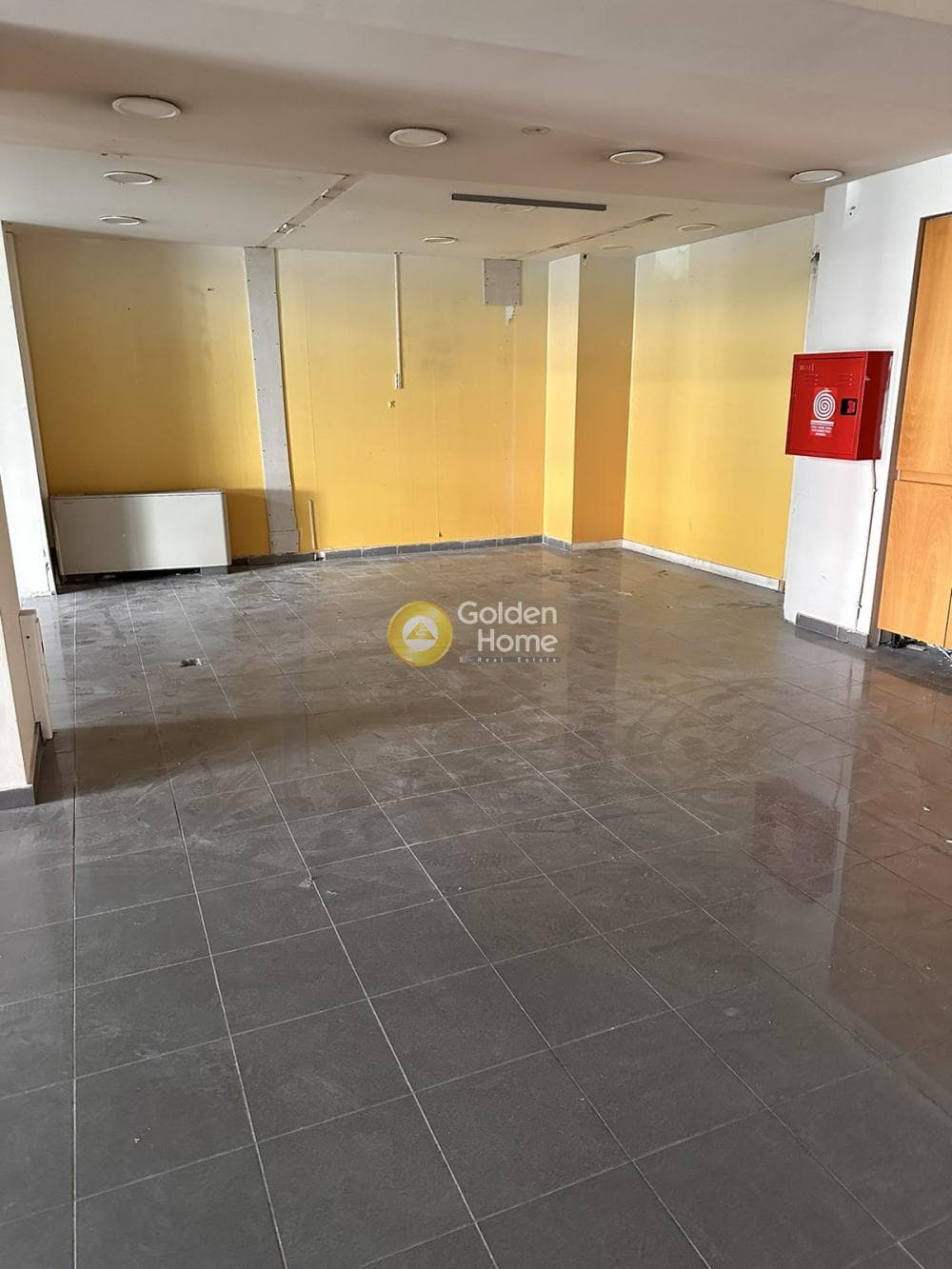 Office in Kokkinia, Nikaia — Photo 8 of 30