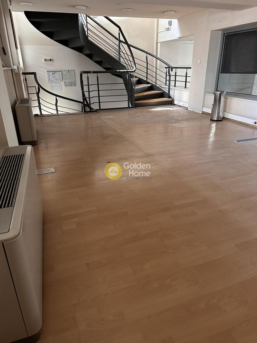 Office in Kokkinia, Nikaia — Photo 9 of 30