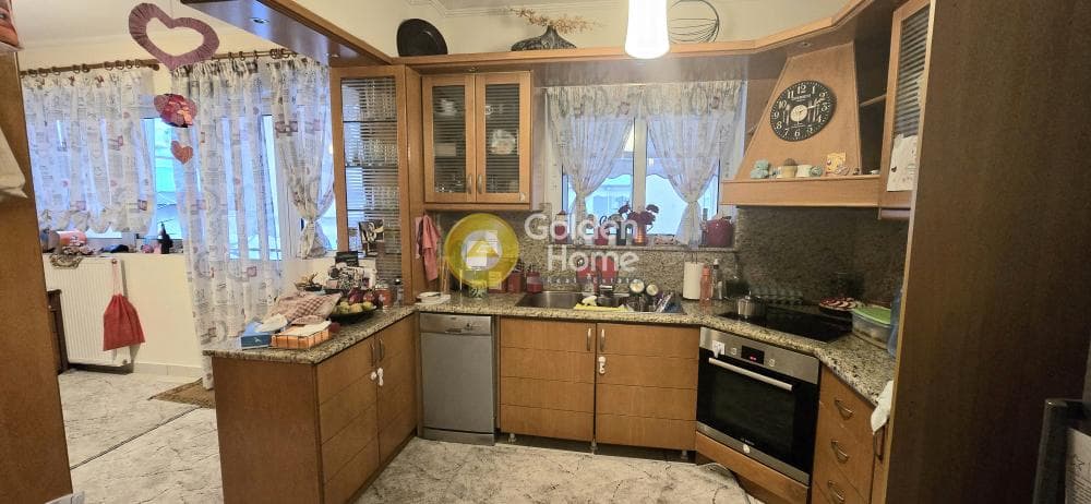 Apartment in Evgenia, Keratsini — Photo 6 of 32