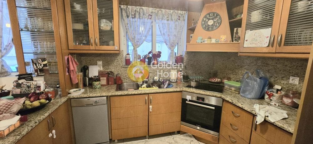 Apartment in Evgenia, Keratsini — Photo 5 of 32