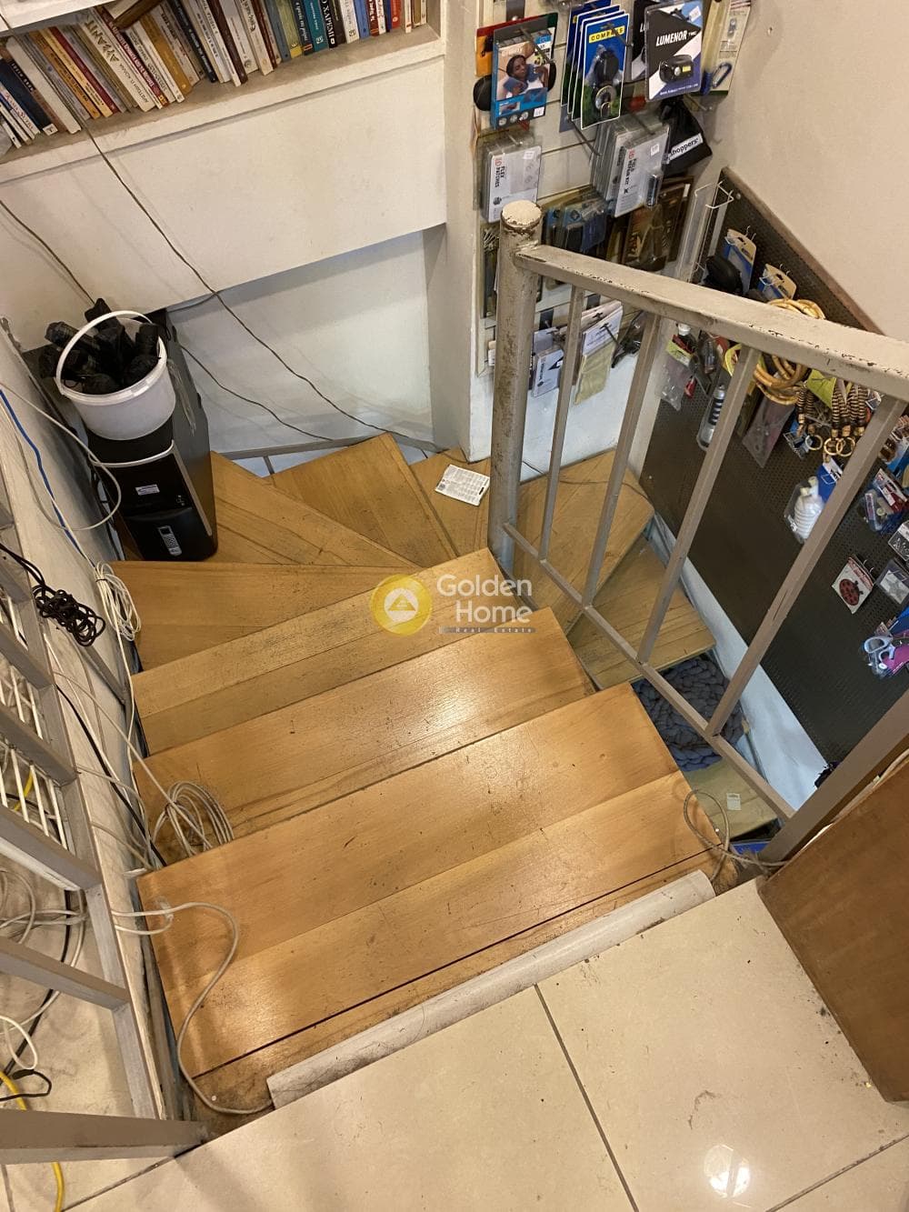 Retail Store in Diilistiria, Piraeus — Photo 4 of 8