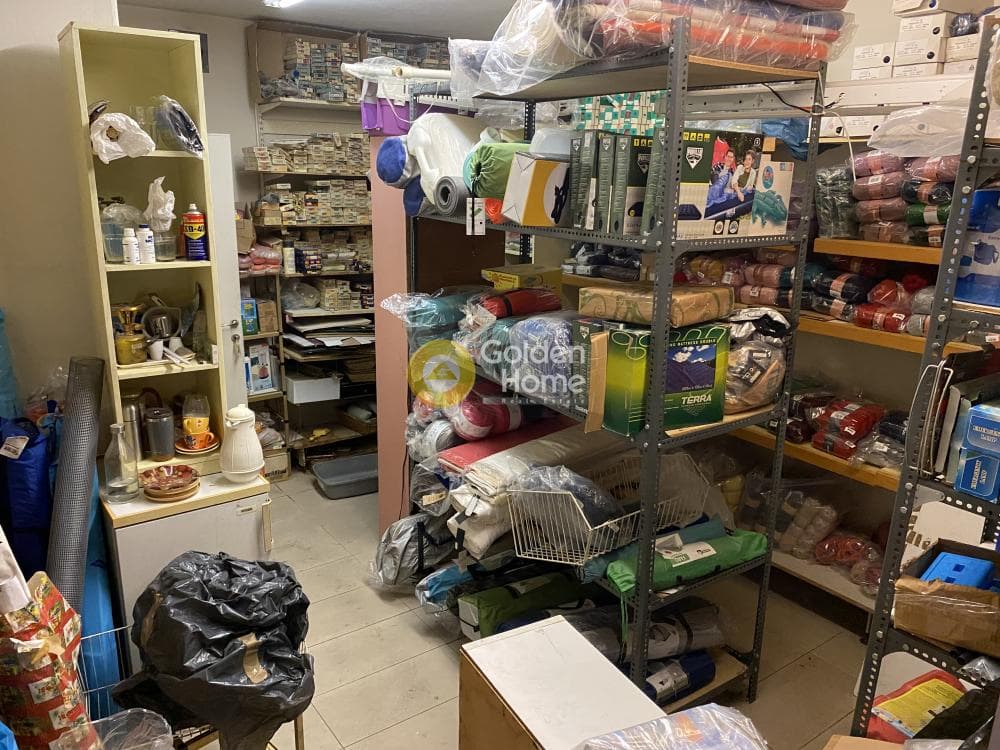 Retail Store in Diilistiria, Piraeus — Photo 5 of 8