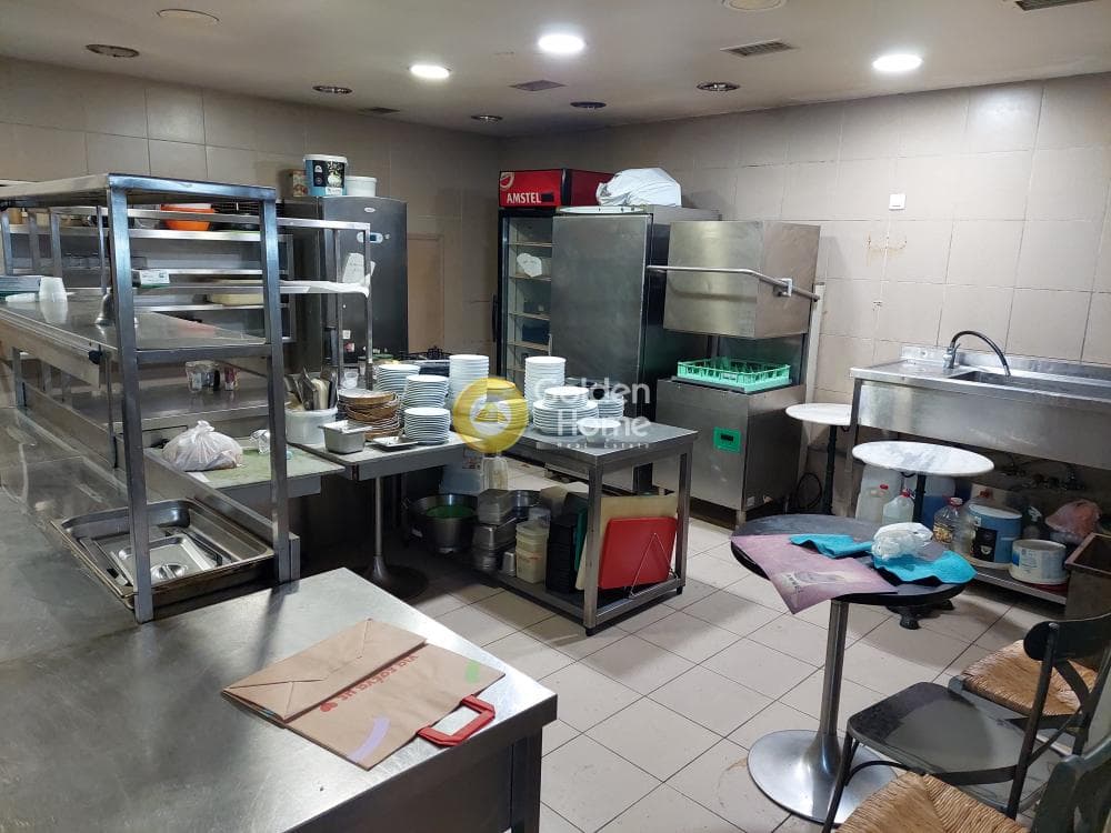 Retail Store in Politechnioupoli, Zografou — Photo 11 of 21