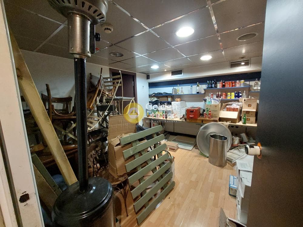 Retail Store in Politechnioupoli, Zografou — Photo 19 of 21