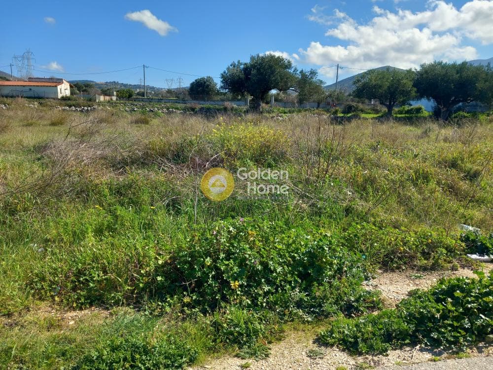 Αγροτεμάχιο στην Κέντρο, Καλύβια Θορικού — Φωτογραφία 1 από 7