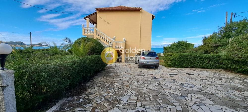 House in Αgios Georgios, Corfu — Photo 5 of 8