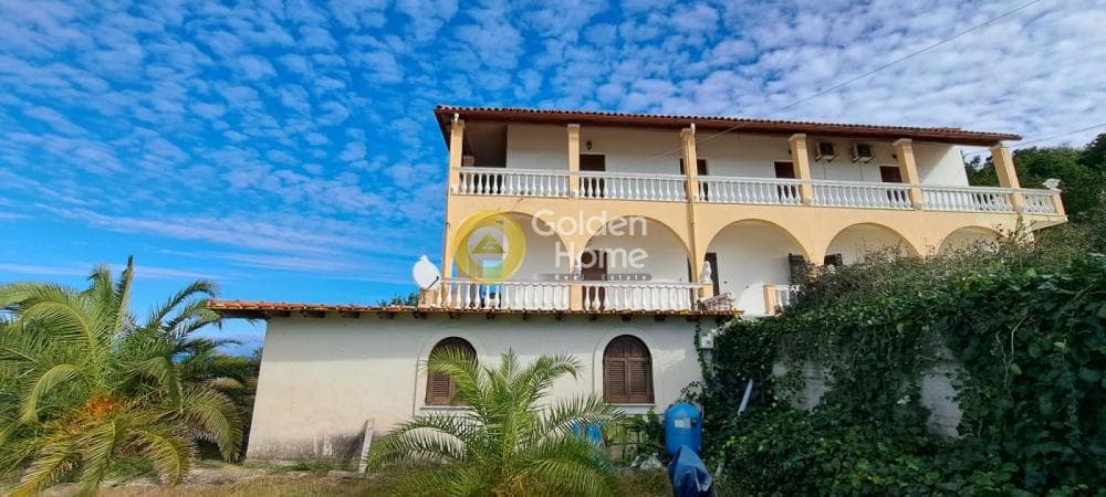 House in Αgios Georgios, Corfu — Photo 7 of 8