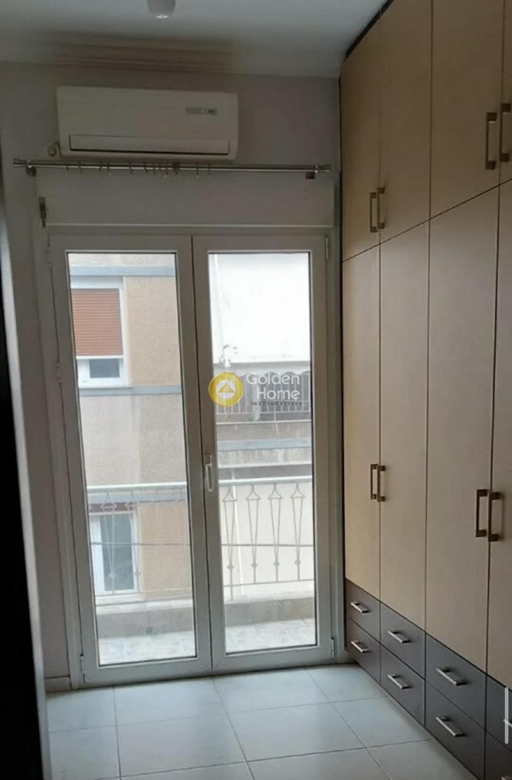 Apartment in Osios Loukas, Patisia — Photo 2 of 9
