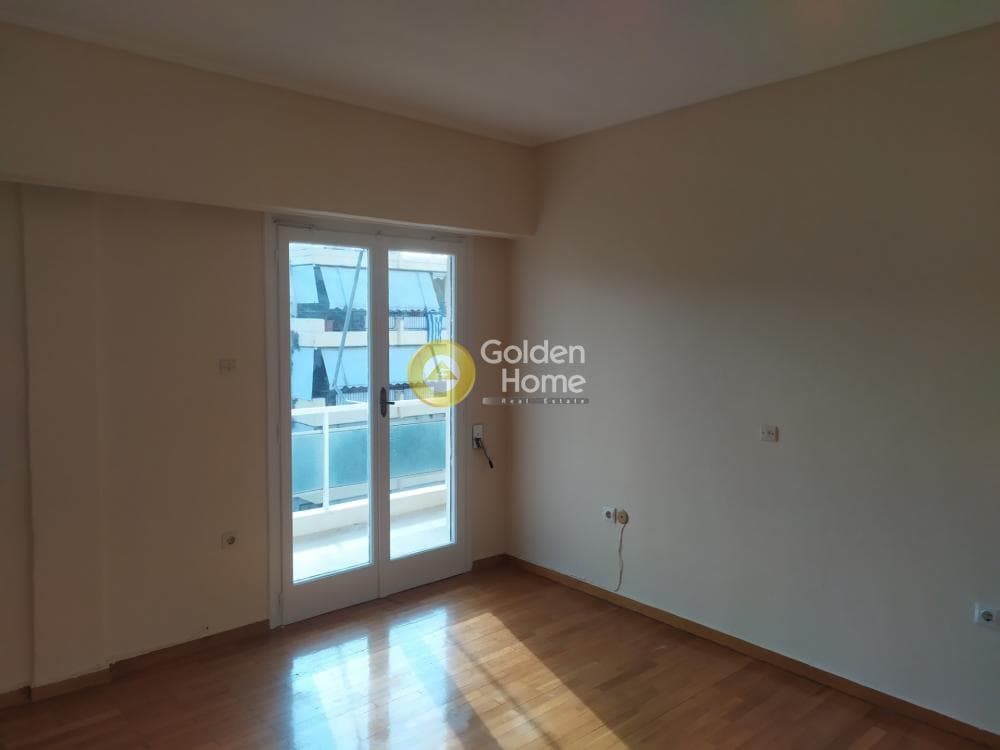 Apartment in Amfithea, Palaio Faliro — Photo 2 of 7