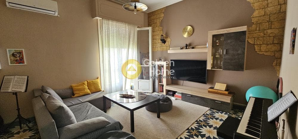 Apartment in Kopi, Drapetsona — Photo 1 of 13