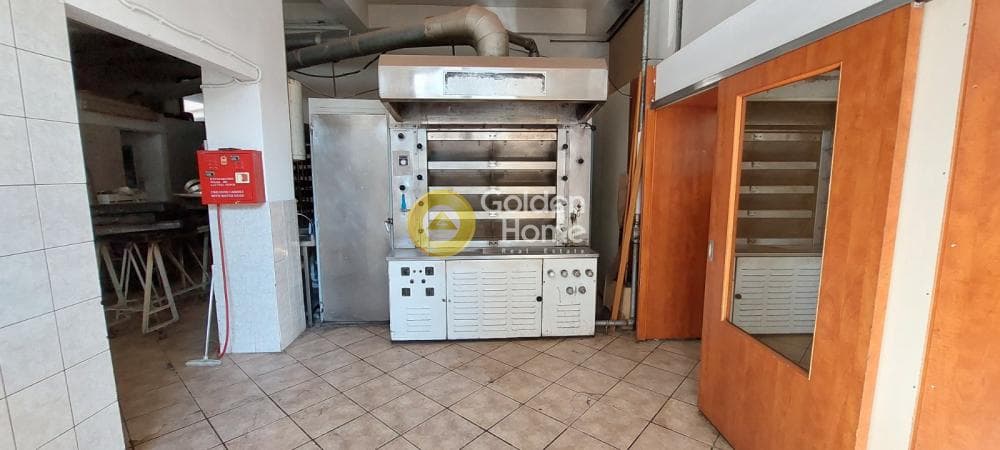 Κατάστημα στην Αγία Σοφία, Πειραιάς — Φωτογραφία 8 από 22