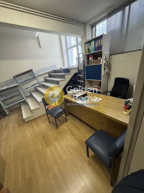 Apartment in Neo Pagkrati, Vironas — Photo 1 of 9