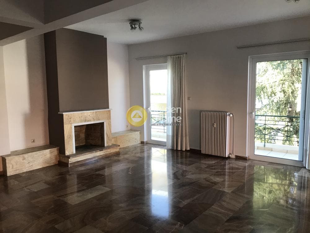 Apartment in Kato Pefki, Pefki — Photo 2 of 16