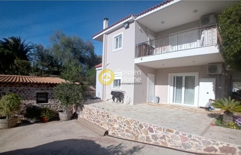 House in Kamariza, Lavrio — Photo 5 of 39