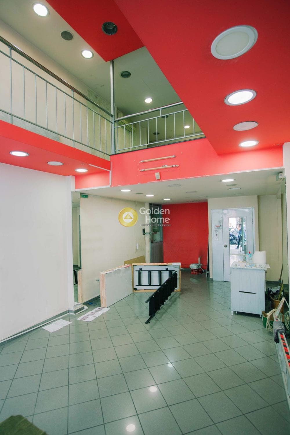 Retail Store in Ipsila Alonia, Patra — Photo 2 of 14