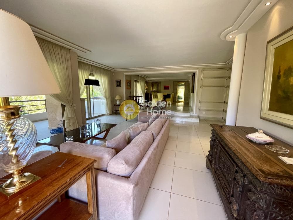 Apartment in Kavouri, Vouliagmeni — Photo 2 of 35