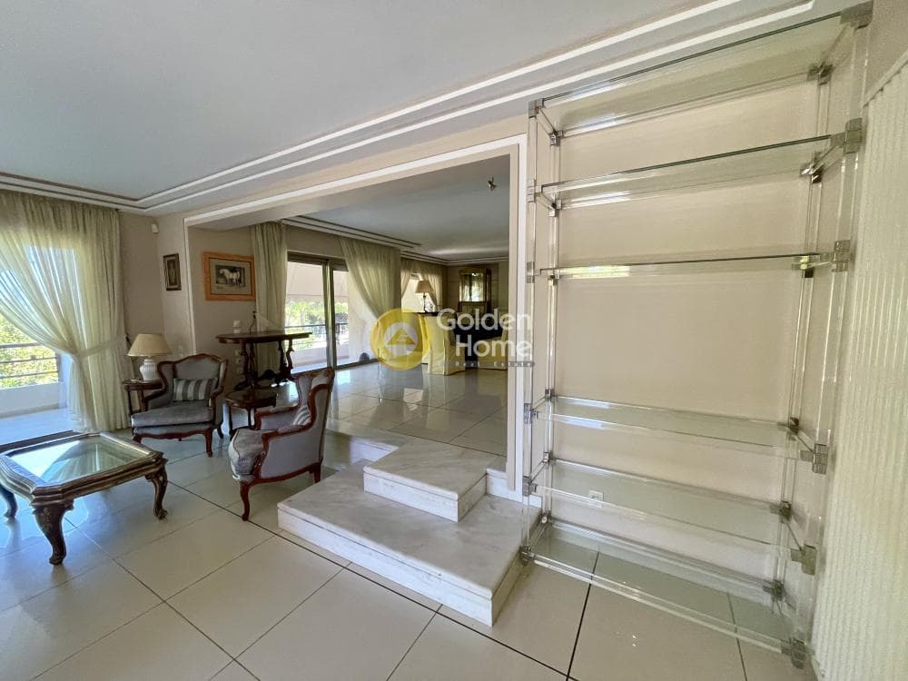 Apartment in Kavouri, Vouliagmeni — Photo 4 of 35