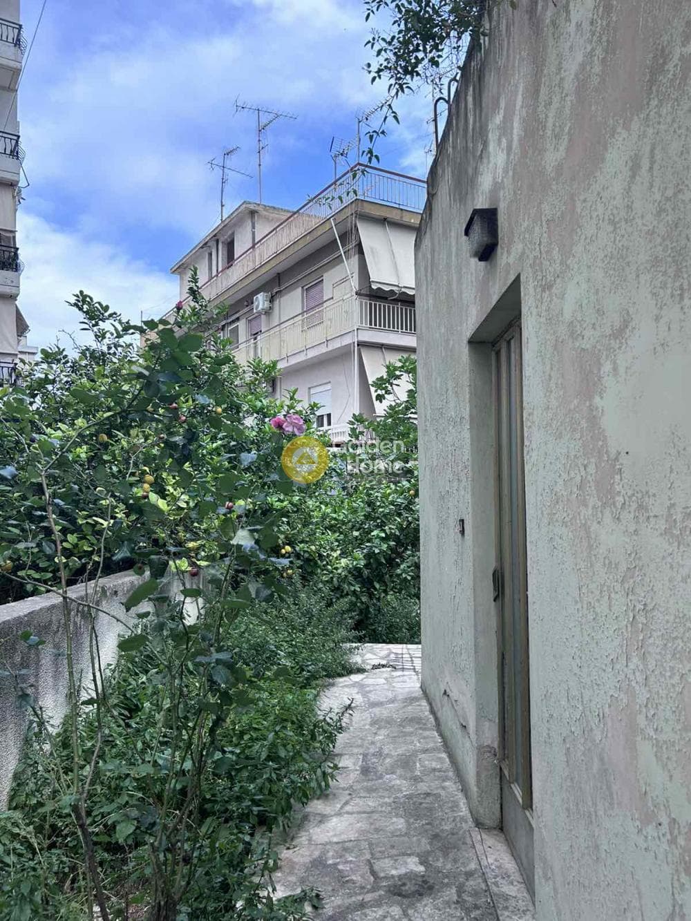 Οικόπεδο στην Πλατεία Ντάβαρη, Παλαιό Φάληρο — Φωτογραφία 1 από 3