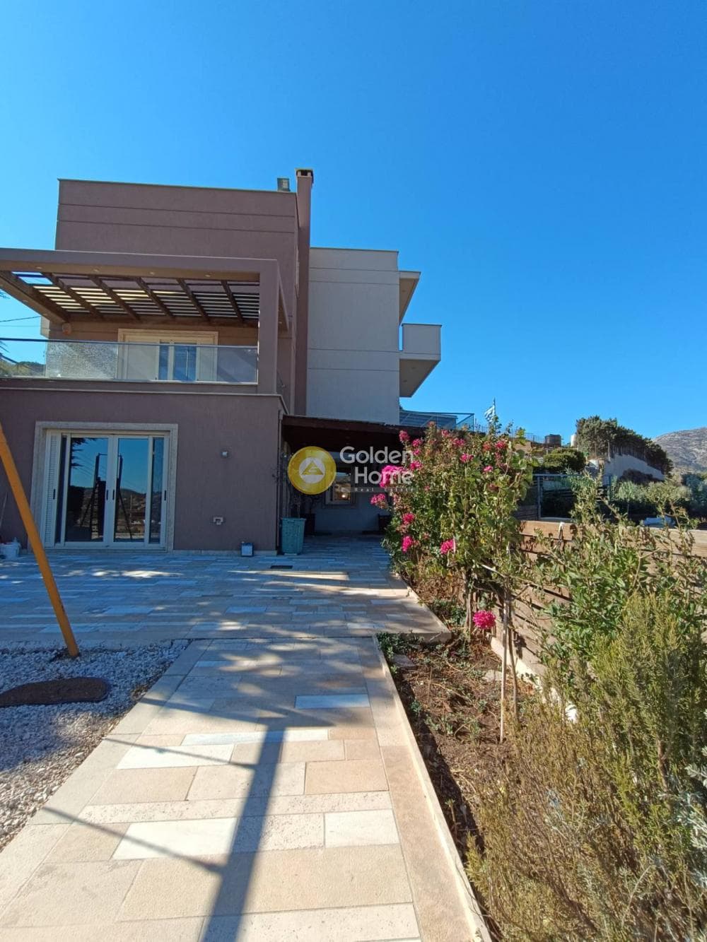 House in Venio Daskaleiou, Keratea — Photo 1 of 39