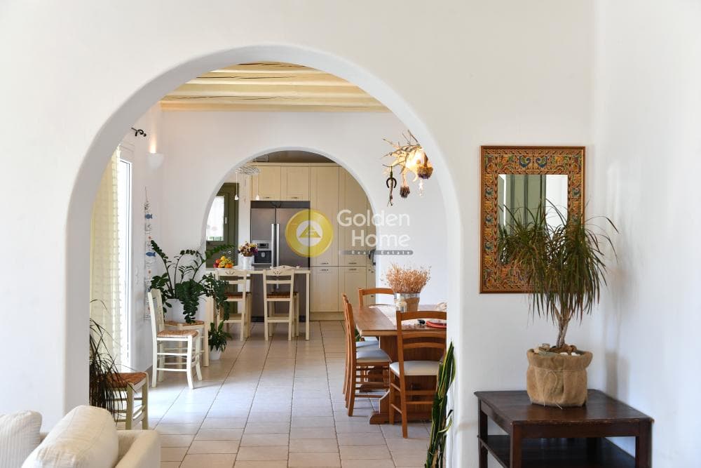 House in Kamari, Paros — Photo 12 of 38